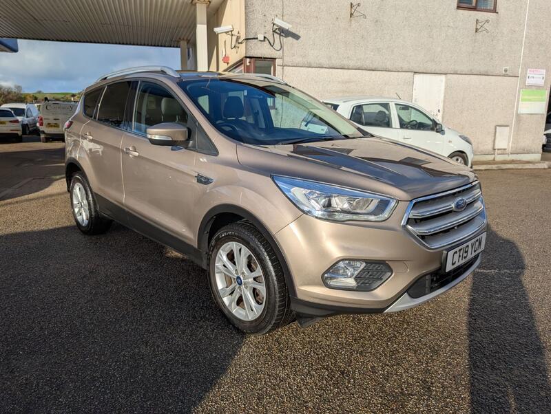 View FORD KUGA 2.0 TDCi Titanium
