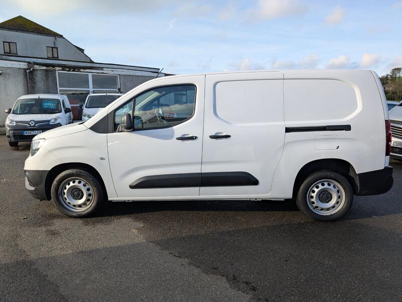 VAUXHALL COMBO