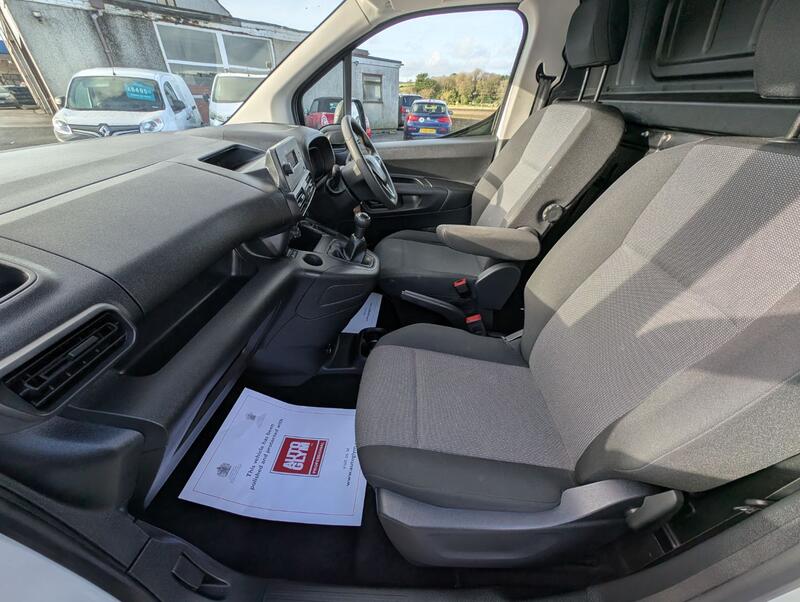 VAUXHALL COMBO