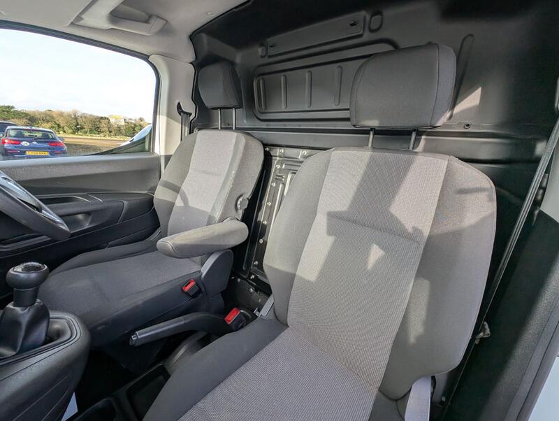 VAUXHALL COMBO