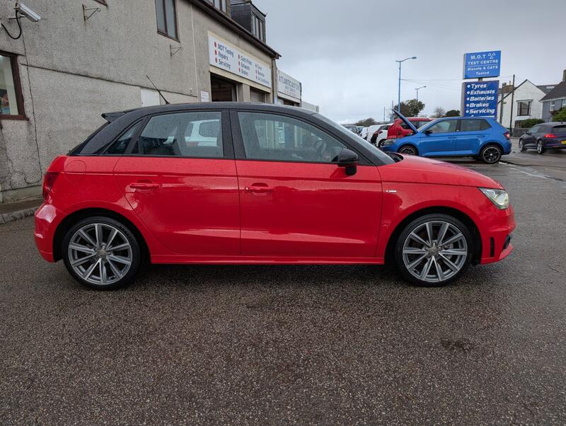 View AUDI A1 1.6 TDI S line Style Edition