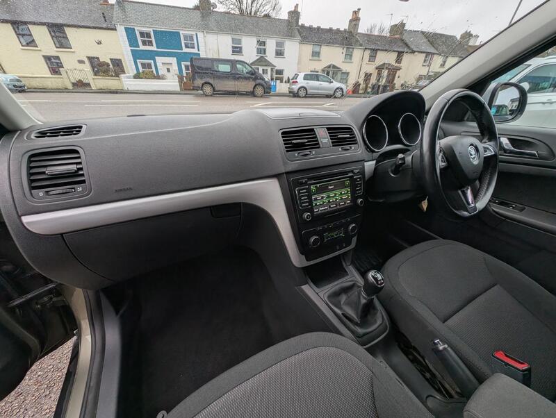 SKODA YETI
