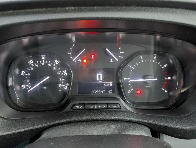 PEUGEOT EXPERT