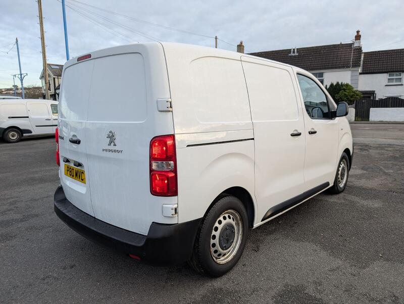 PEUGEOT EXPERT