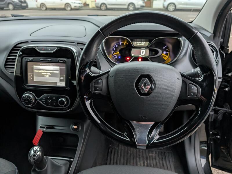 RENAULT CAPTUR