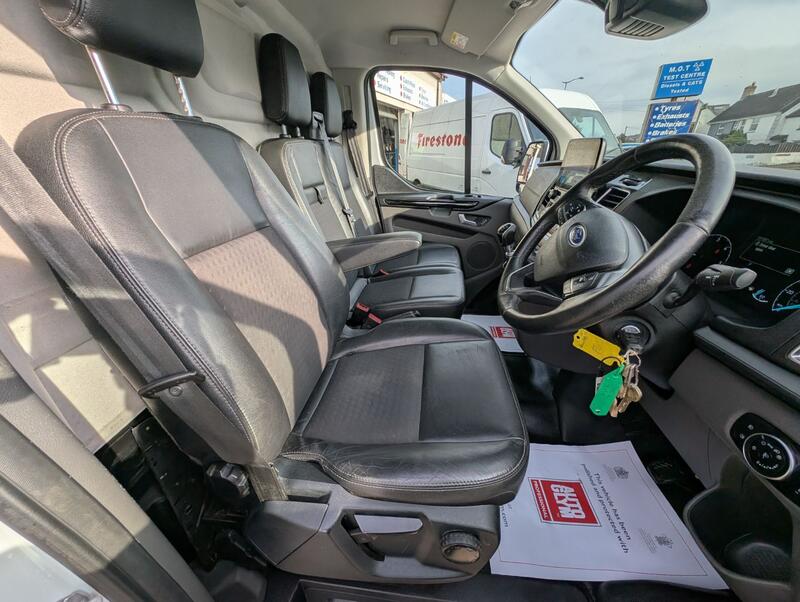 FORD TRANSIT CUSTOM