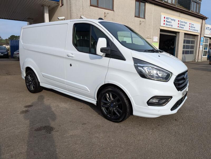 View FORD TRANSIT CUSTOM 2.0 290 EBL 185bhp Sport