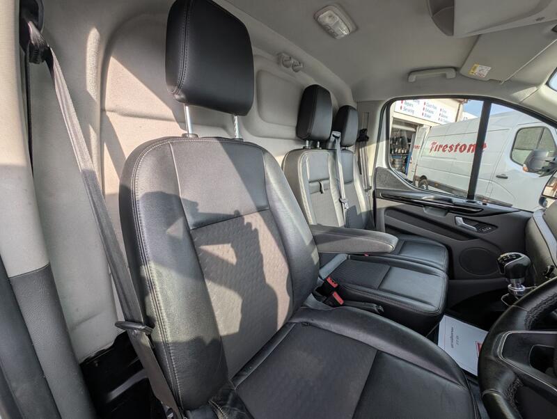 FORD TRANSIT CUSTOM