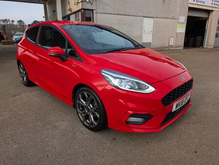 FORD FIESTA 1.0 T EcoBoost ST-Line LOW MILES!