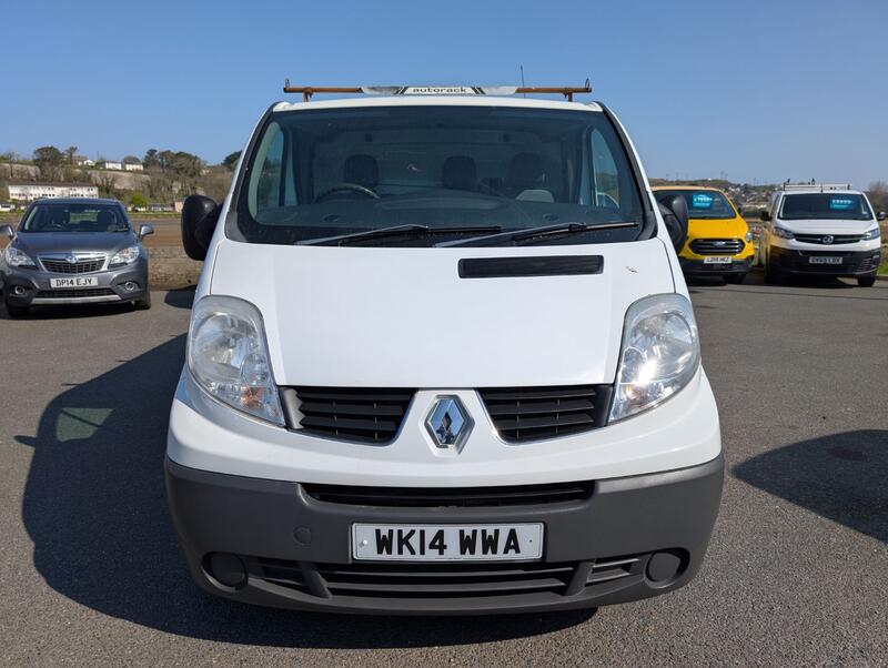 RENAULT TRAFIC