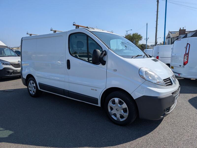 View RENAULT TRAFIC 2.0 SL27 dCi 115 Extra ***NO VAT!***