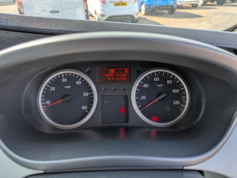 RENAULT TRAFIC
