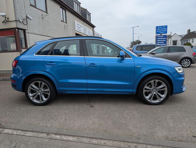 View AUDI Q3 2.0 TDI S line Edition **Quattro**