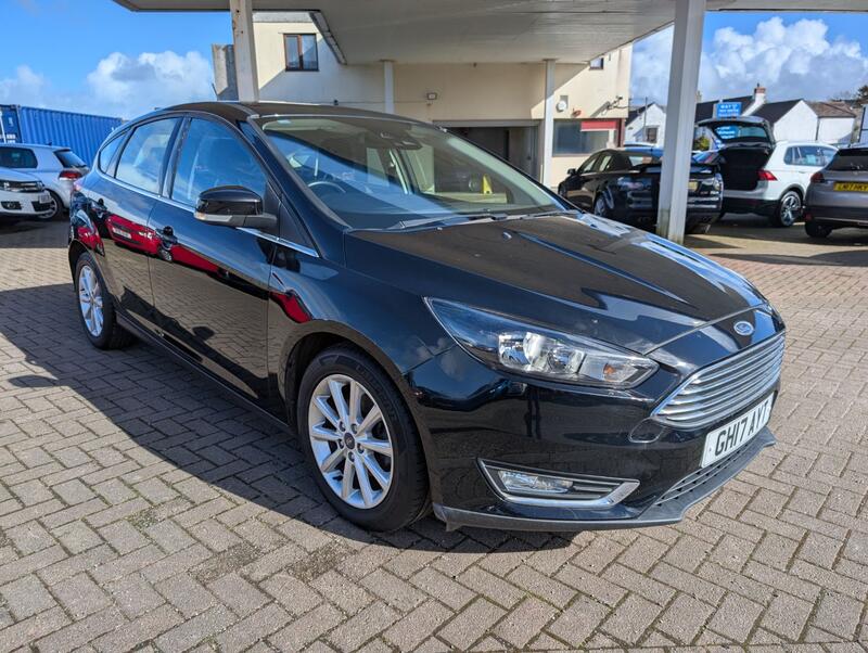View FORD FOCUS 1.0 T EcoBoost Titanium