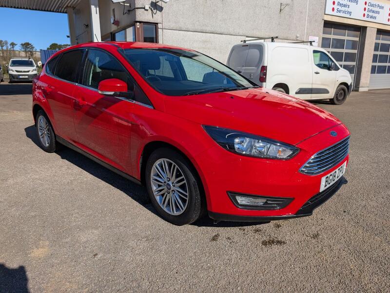FORD FOCUS
