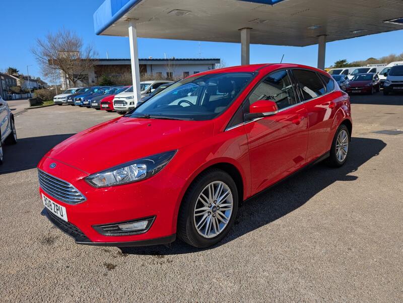 FORD FOCUS