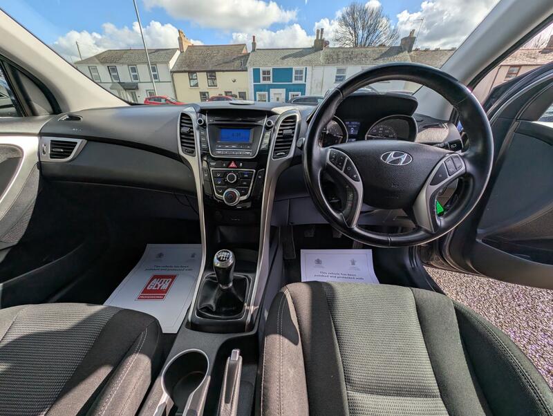 HYUNDAI I30