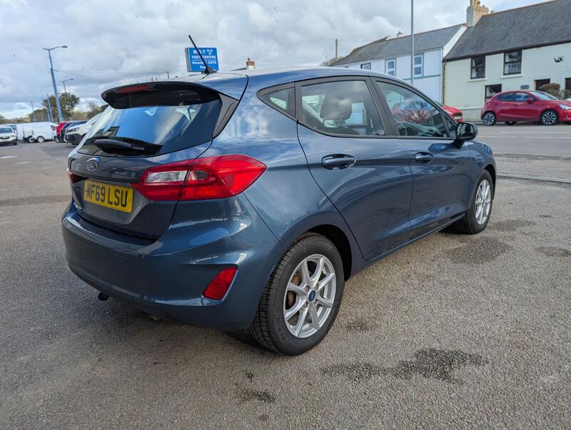 View FORD FIESTA 1.0 T EcoBoost Zetec