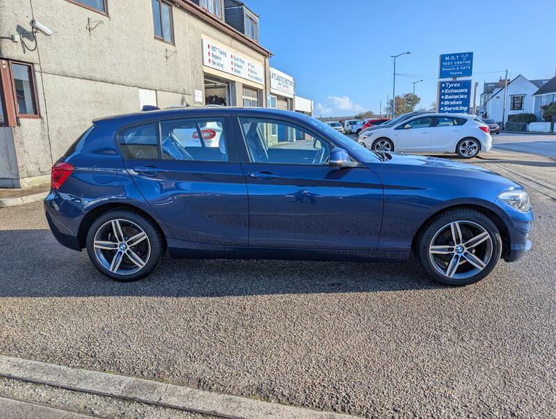 BMW 1 SERIES