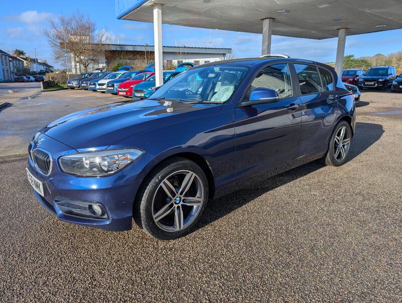 BMW 1 SERIES