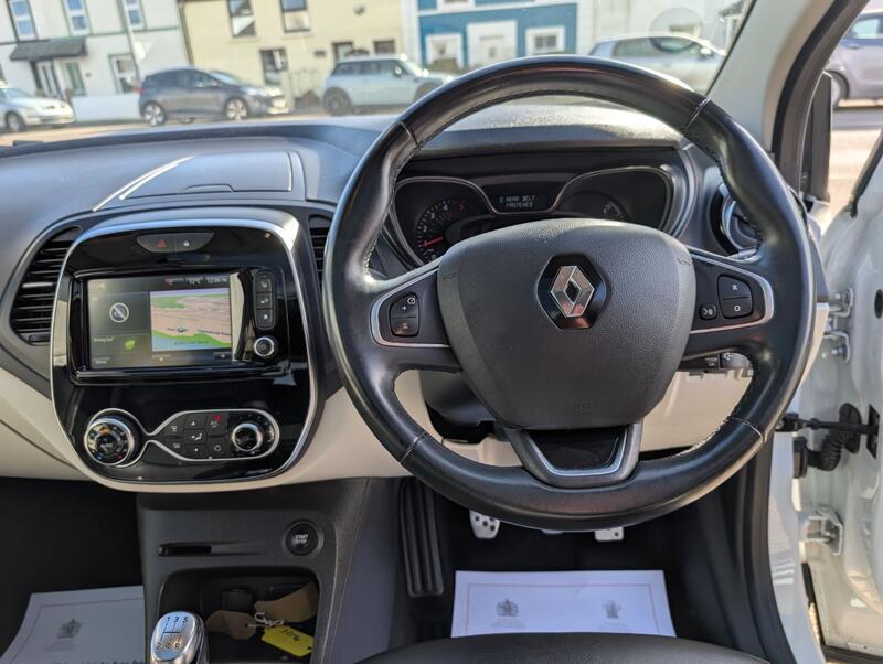 RENAULT CAPTUR