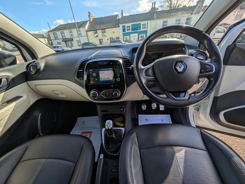 RENAULT CAPTUR