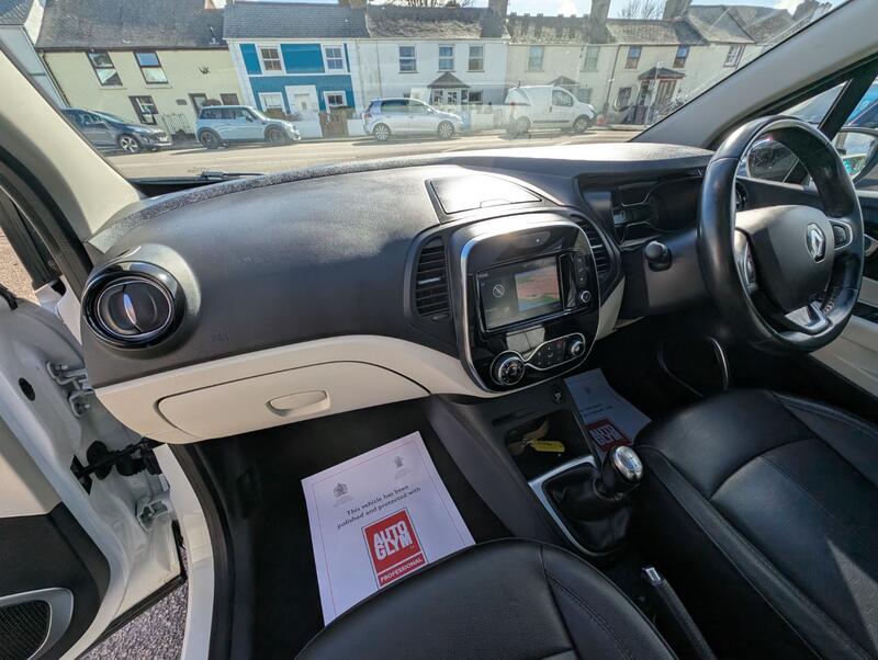 RENAULT CAPTUR