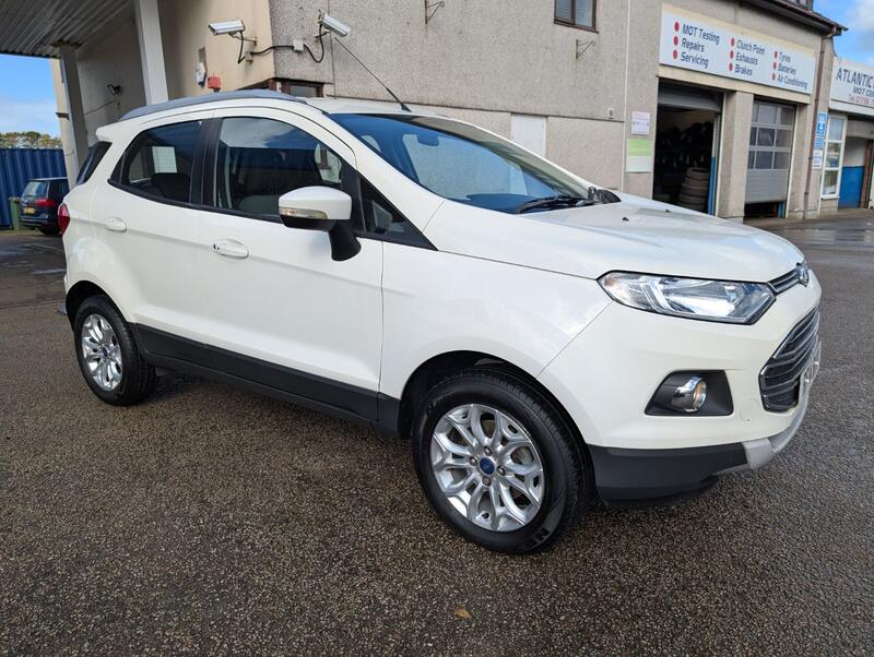 View FORD ECOSPORT 1.0 T EcoBoost Titanium