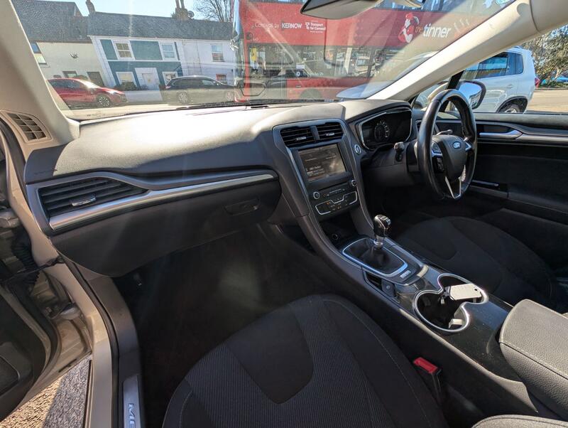 FORD MONDEO