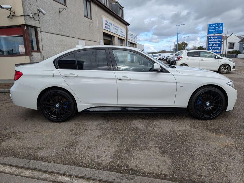BMW 3 SERIES