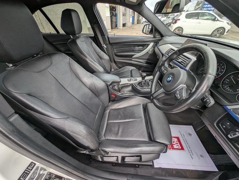 BMW 3 SERIES