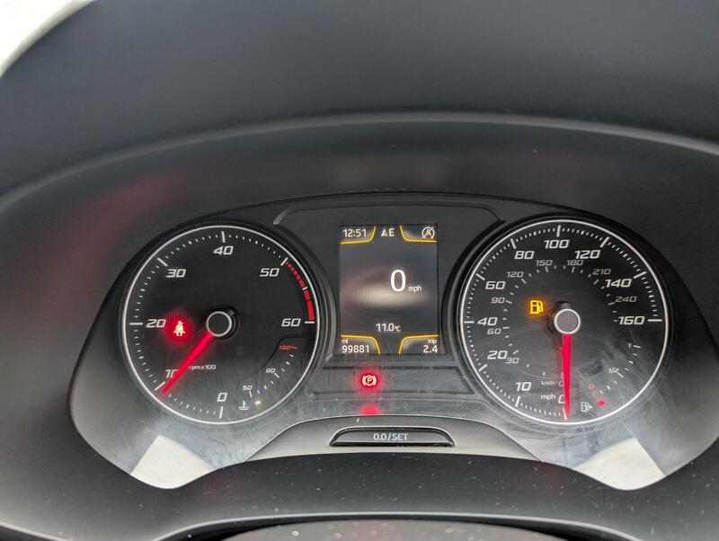 SEAT LEON
