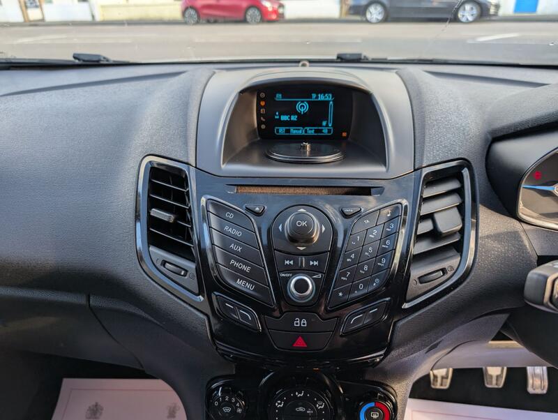 FORD FIESTA