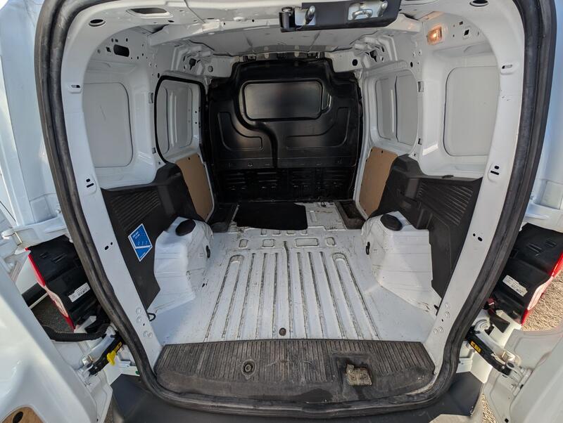FORD TRANSIT COURIER