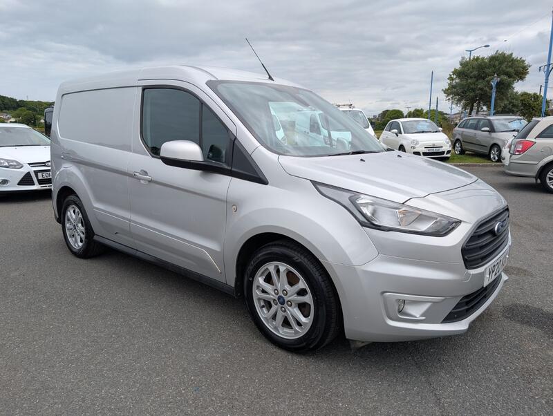 View FORD TRANSIT CONNECT 1.5 200 EcoBlue Limited