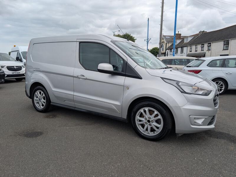 View FORD TRANSIT CONNECT 1.5 200 EcoBlue Limited
