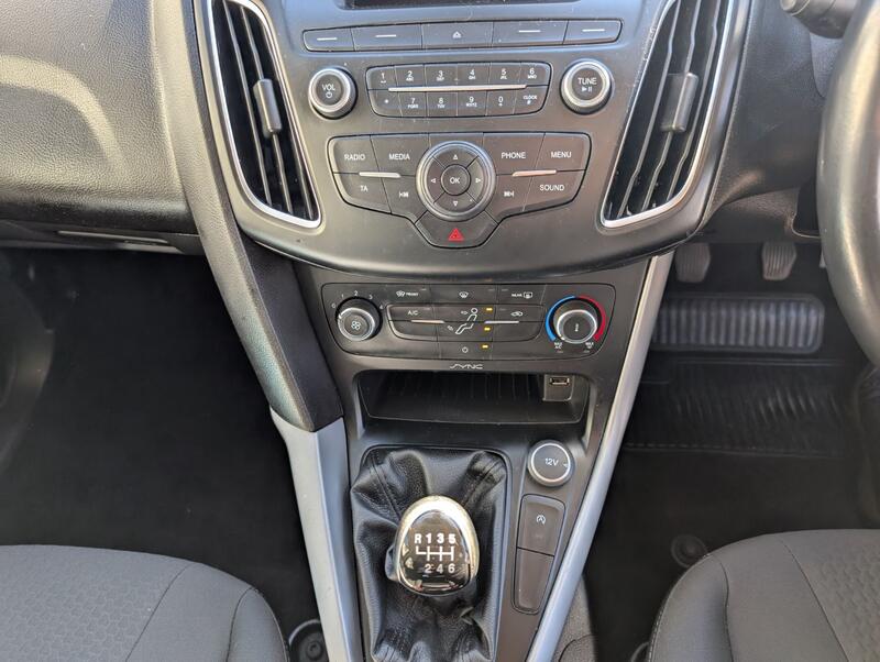 FORD FOCUS