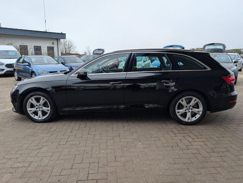 AUDI A4 AVANT