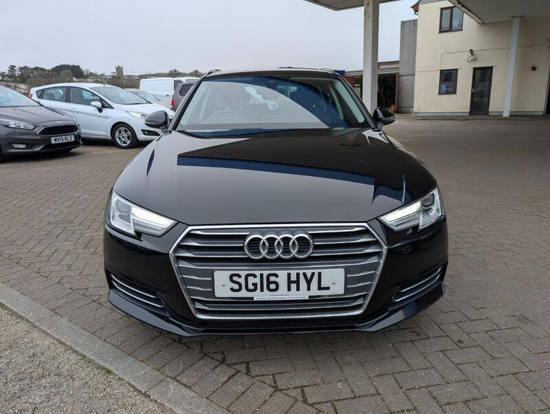 AUDI A4 AVANT