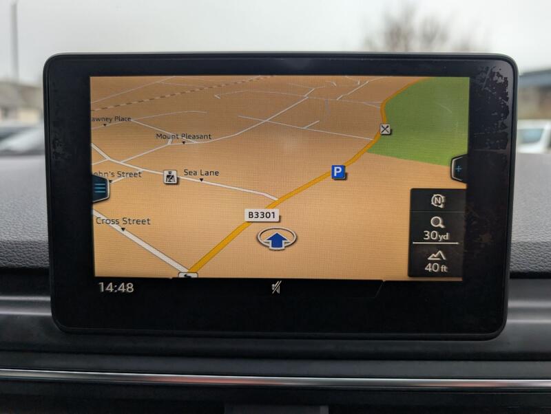 AUDI A4 AVANT