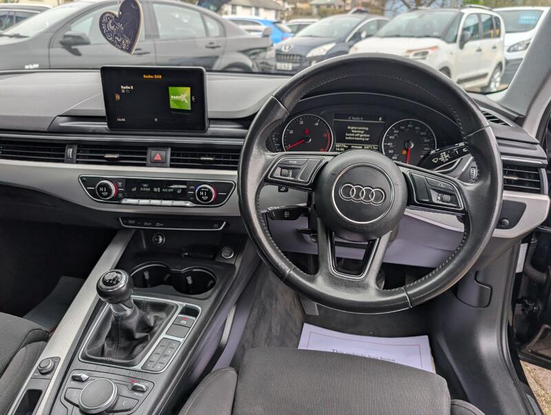AUDI A4 AVANT