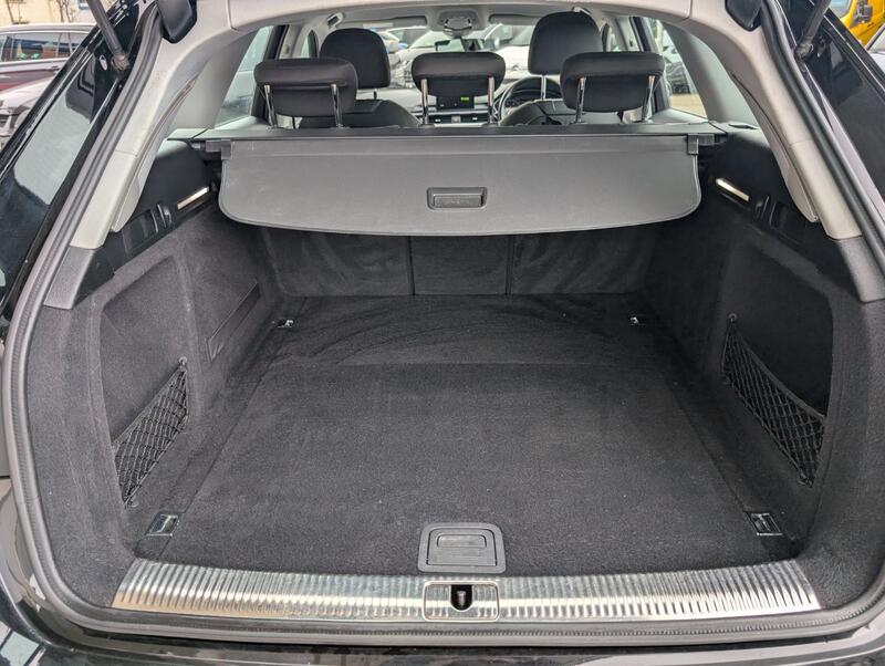AUDI A4 AVANT