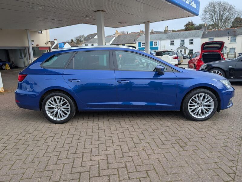 View SEAT LEON 1.6 TDI SE Dynamic Technology