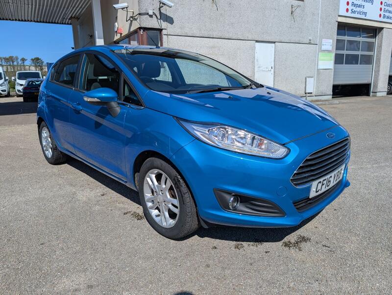View FORD FIESTA 1.3 Zetec
