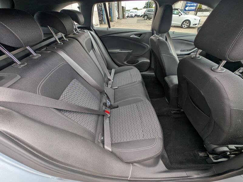 VAUXHALL ASTRA