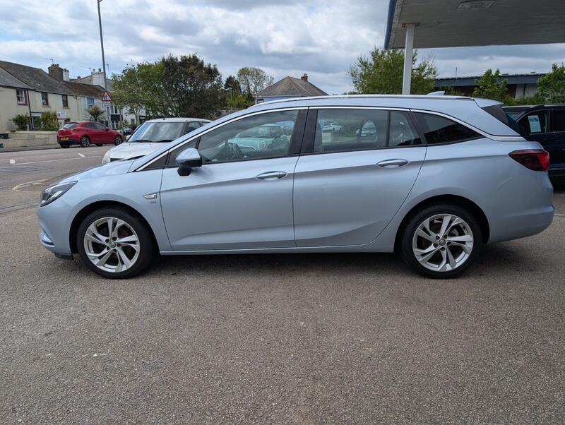 VAUXHALL ASTRA