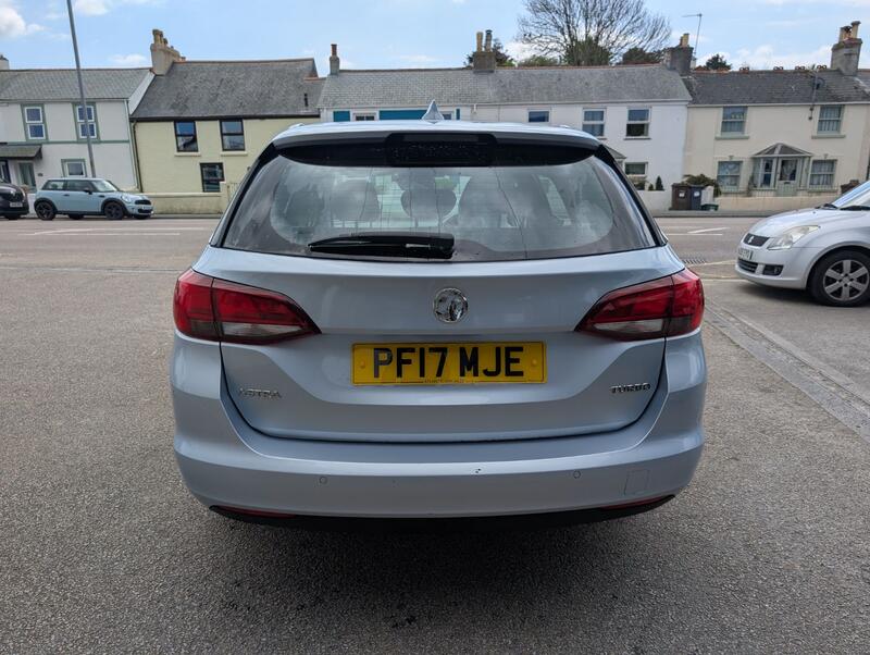 VAUXHALL ASTRA