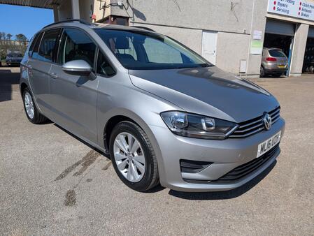 VOLKSWAGEN GOLF SV 1.6 TDI BlueMotion Tech SE DSG *Automatic*