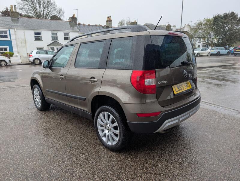 SKODA YETI
