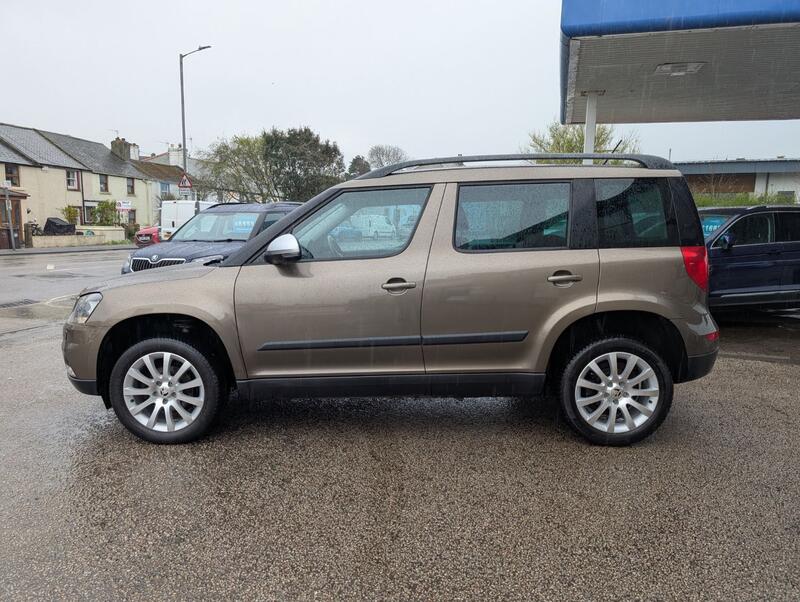 SKODA YETI